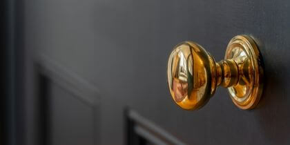 How a Door Knob Works – Installation and More