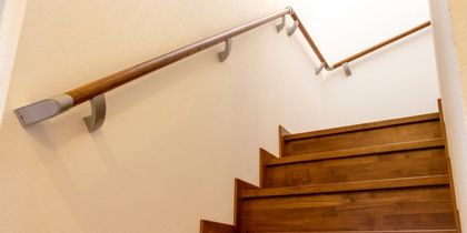 How Far Apart Should Handrail Brackets Be?